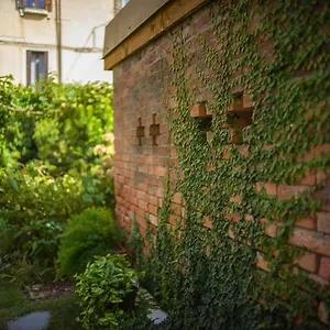 Hotel Madama Garden Retreat, Venice